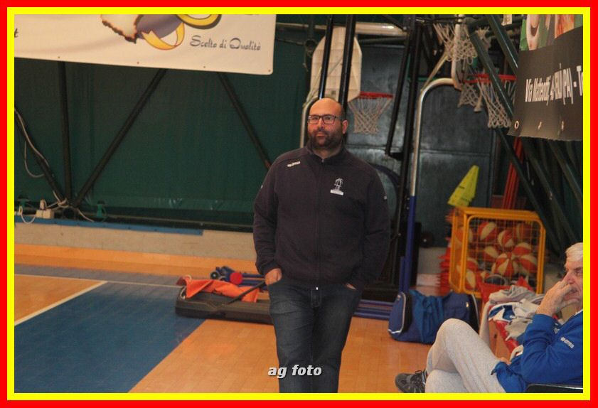 170407 basketU16 033_tn.jpg